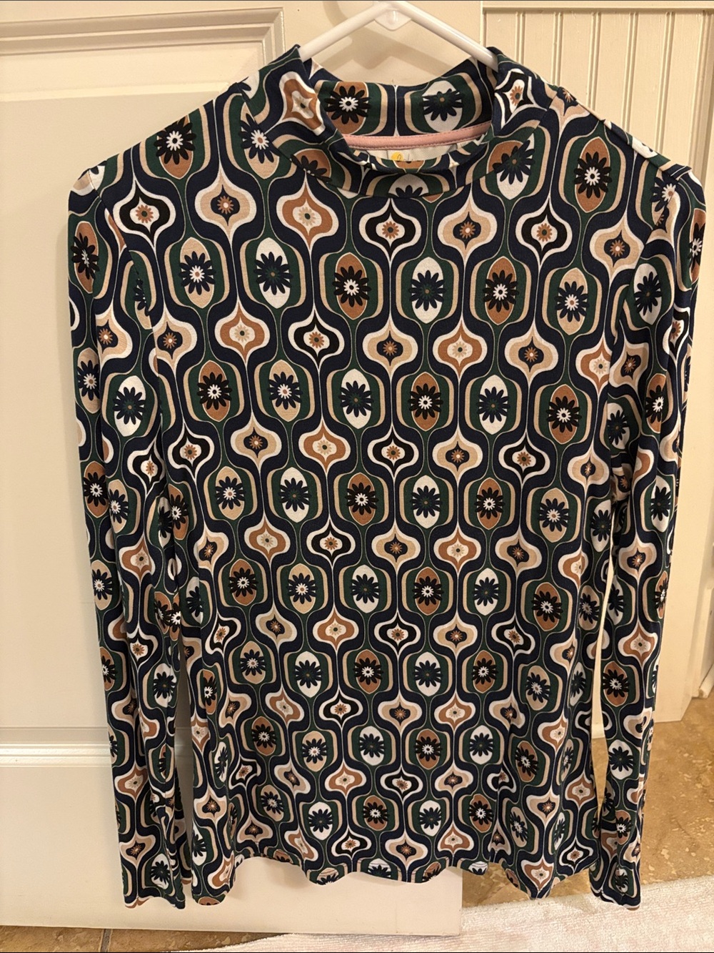 Retro Geometric Long Sleeve Top in Navy, Green & Tan